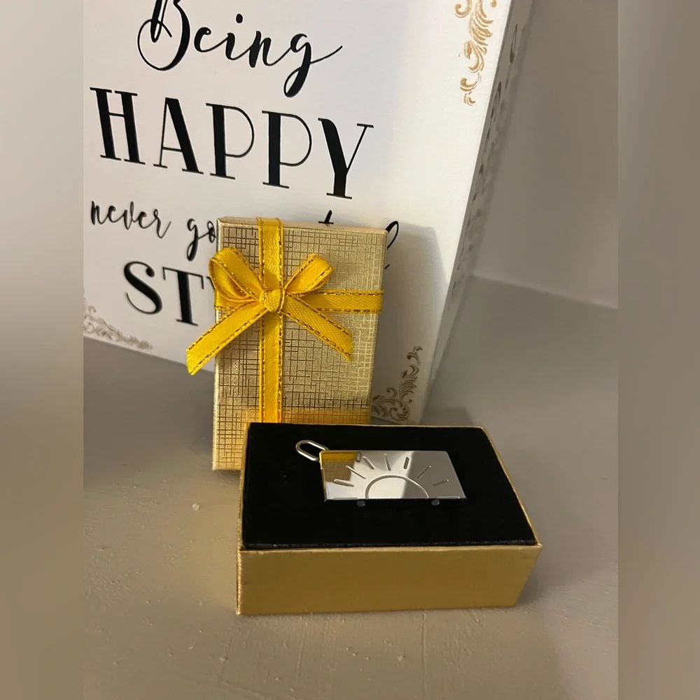 Hermes half sun pendant -EUC - Picture 2 of 5